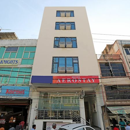 Hotel Aero Stay Nowe Delhi Zewnętrze zdjęcie