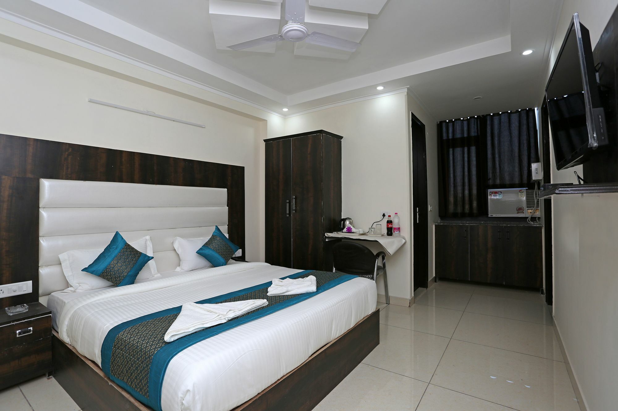 Hotel Aero Stay Nowe Delhi Zewnętrze zdjęcie