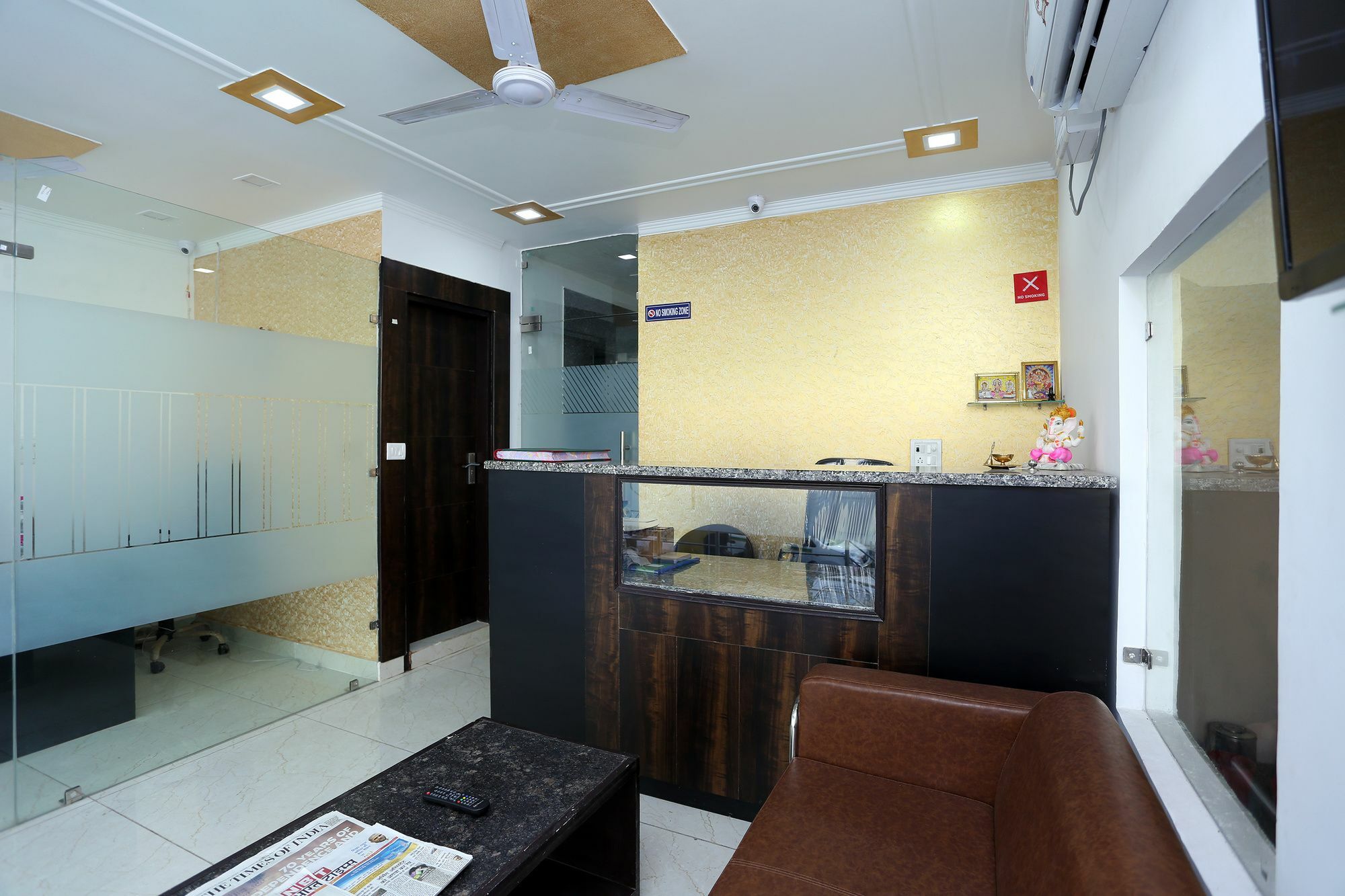 Hotel Aero Stay Nowe Delhi Zewnętrze zdjęcie